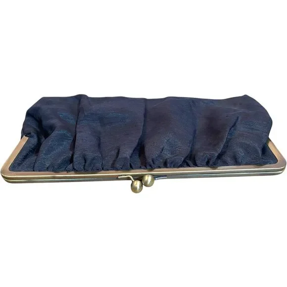 Vintage Black Clutch Gold Frame Kiss Clasp Women's Formal Bag Satin Finish - Picture 4 of 16